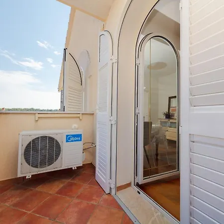 Casa Mia - Mia *